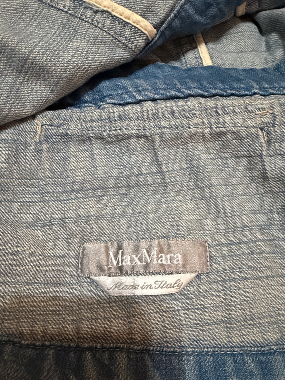 MaxMara Light Blue Denim Jacket with Button Front 8 - Picture 12 of 14